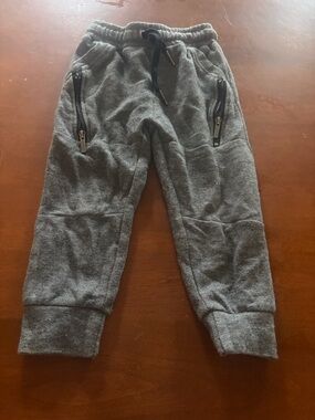 Kids Gray Knit Jogger Pants with Zip Pockets